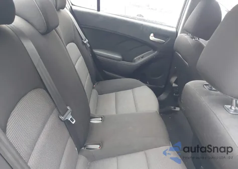 2018 Kia Forte Lx z USA, uszkodzony, nr VIN 3KPFK4A76JE190712